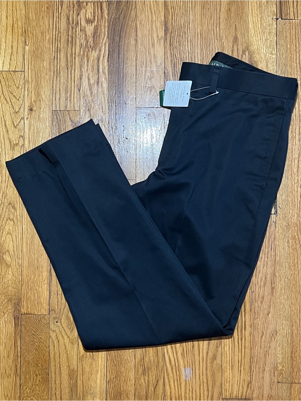 L.L.Bean Chino Pants Men’s Classic Fit Straight Black 32W Wrinkle Free Cotton